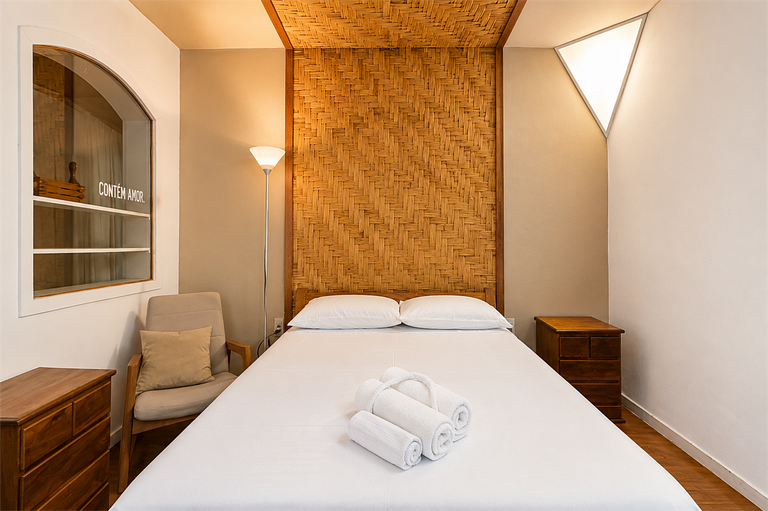 Suíte Luxo em Casa Moderna- Bairro Fábricas