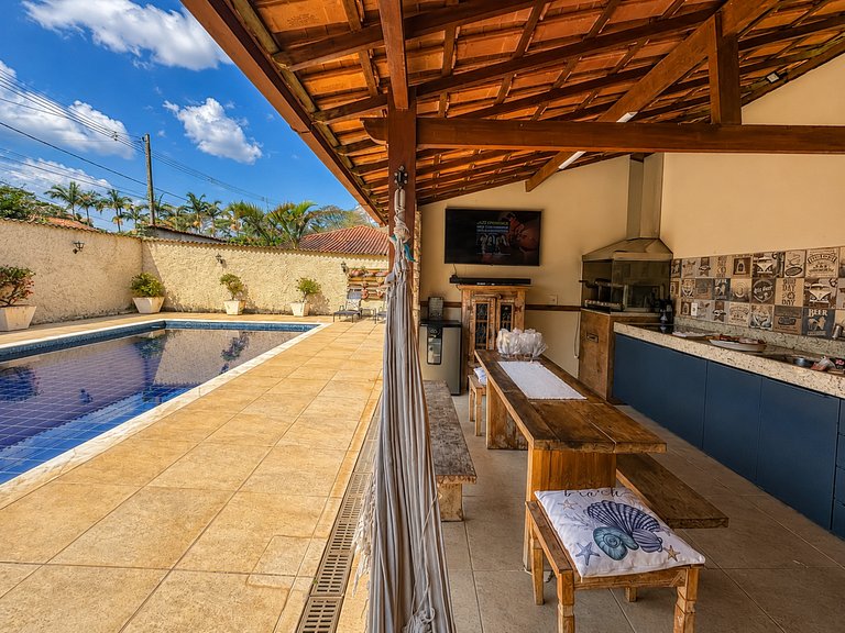 Refúgio Lara- com Piscina, Churrasqueira e Sauna